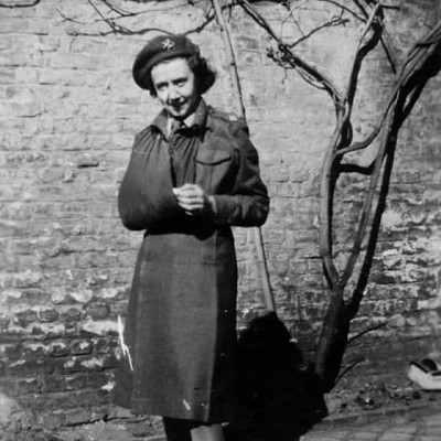 Agnes De Groote