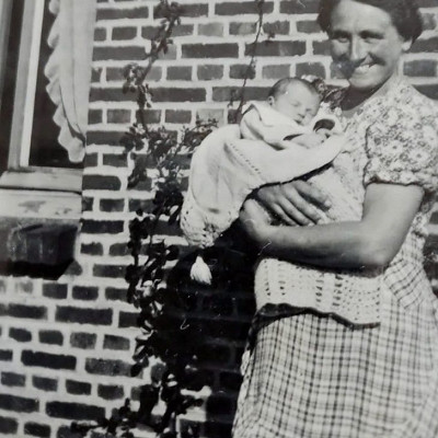 Lucienne Kenens